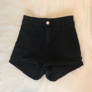 H&M high waisted black shorts